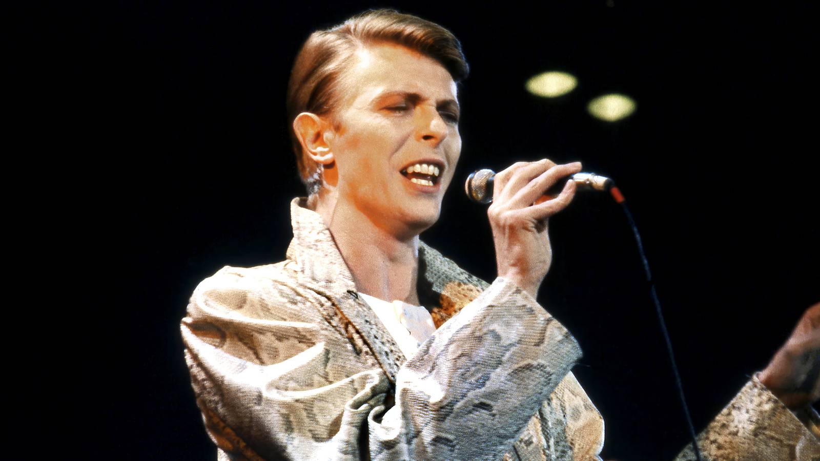44 Years Ago, David Bowie Discovered Stevie Ray Vaughan at a Jazz Festival
