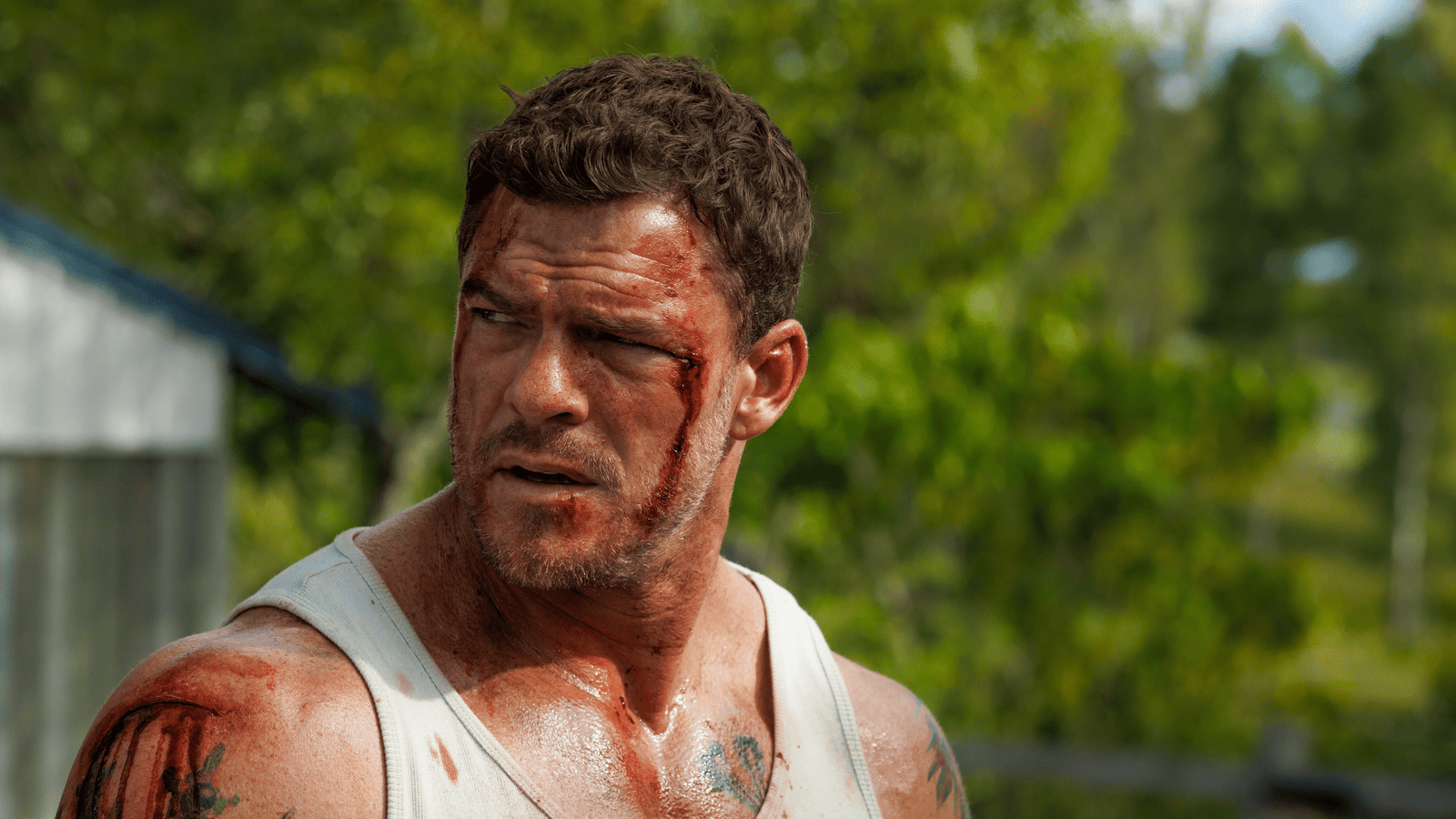 Alan Ritchson and Owen Wilson Team Up for High-Octane Thriller 'Runner'