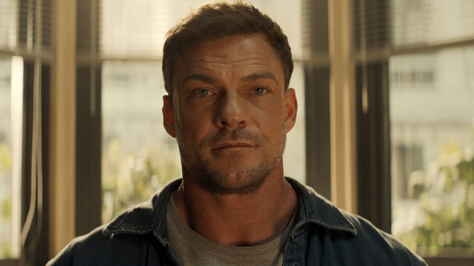 Alan Ritchson's Favorite Reacher Book Still Awaits Its TV Debut