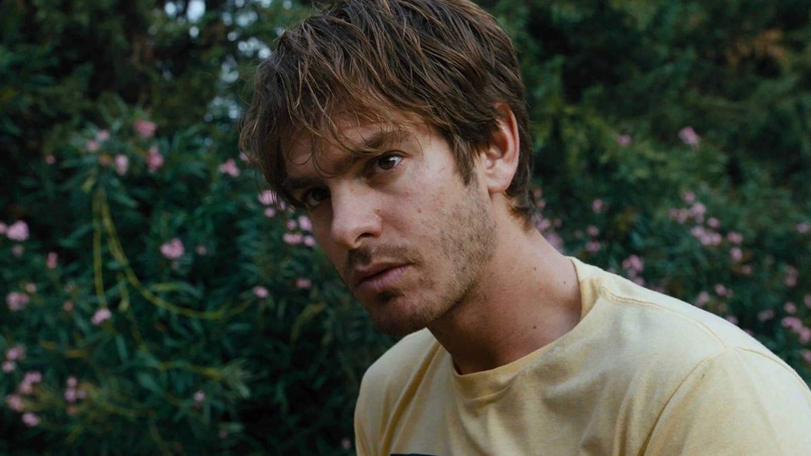 Before Ewan McGregor's Dinosaur Movie, Director Made a Cult Detective Film You Missed