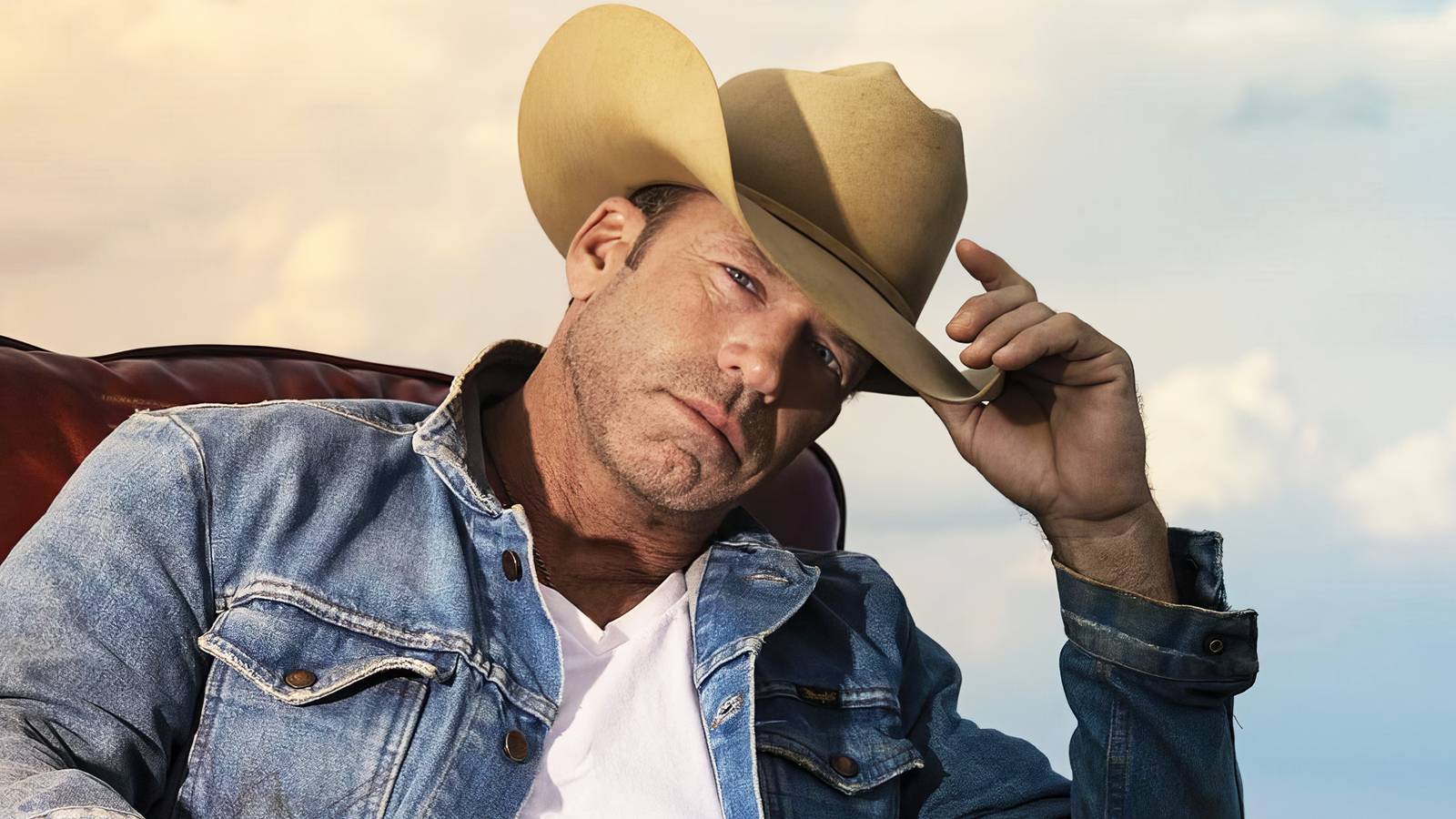 Before 'Yellowstone,' Taylor Sheridan's Wild Guest Spot on 'Veronica Mars'