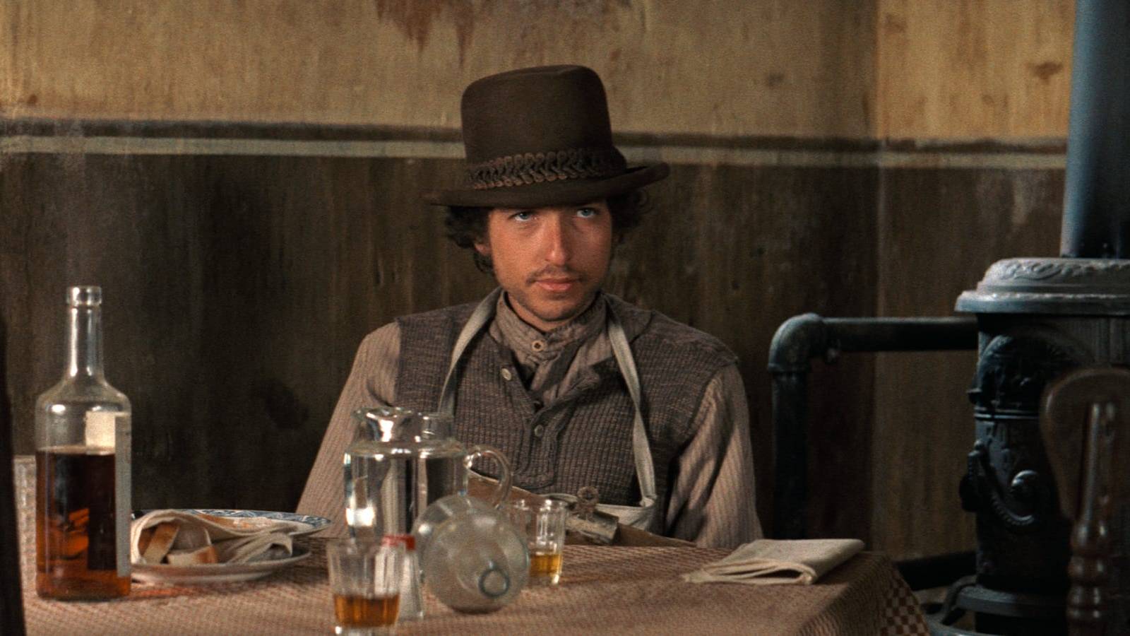 Bob Dylan's 1966 'Just Like a Woman': Love Anthem or Heartbreak Ballad?