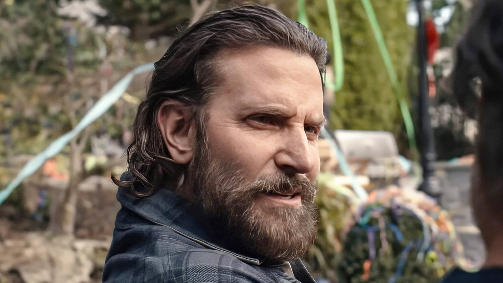 Bradley Cooper's 'Is This Thing On?' Is a Comedy That Never Finds Its Joke