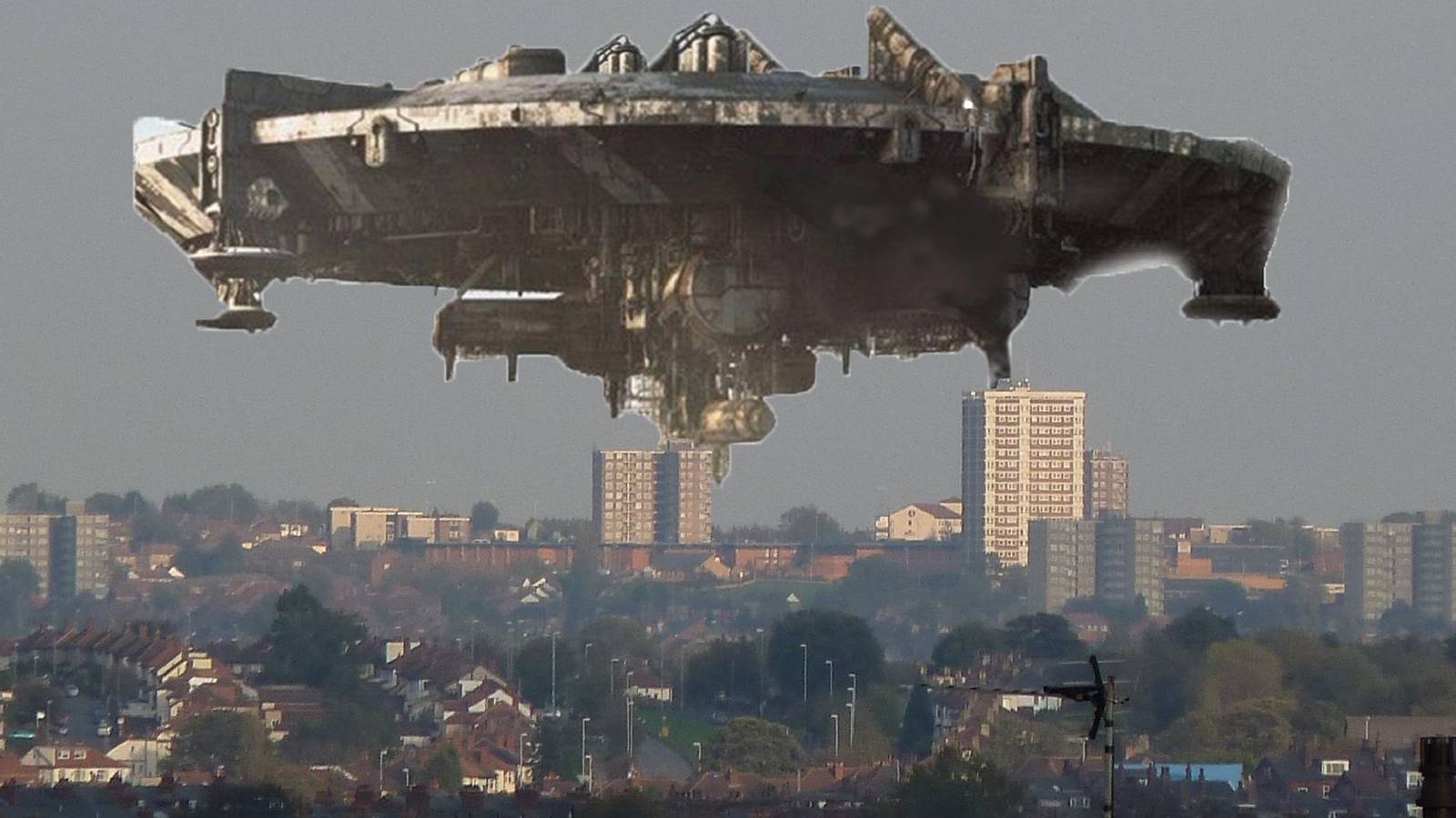 District 9, a 21st-Century Sci-Fi Masterpiece, Is Now Free on Pluto TV