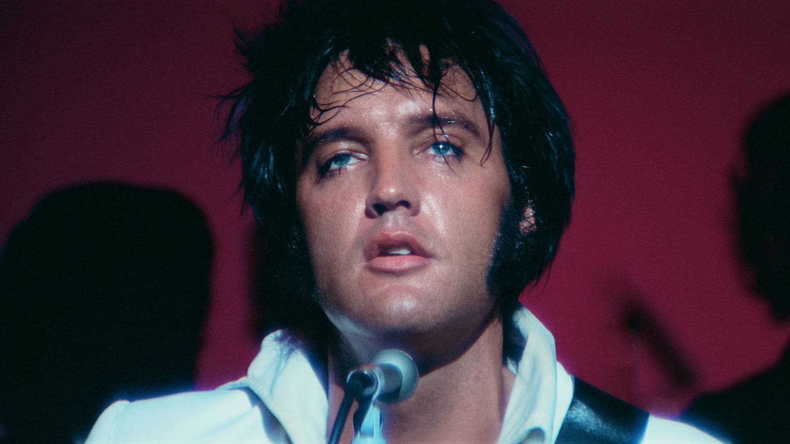 Elvis Presley's 'Long Black Limousine': The Haunting Ballad That Foretold Fame's Dark Price