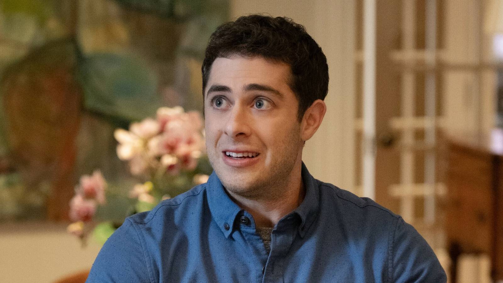 Eternally Yours Star Jaren Lewison Teases Max's Untapped Vampire Powers