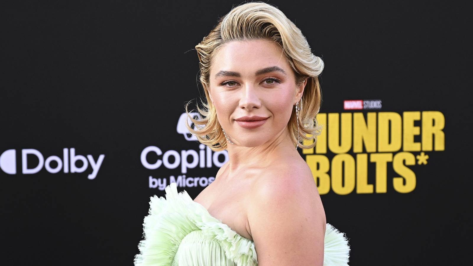 Florence Pugh Unleashes Her Inner Villain in Netflix's 'East of Eden' First Look