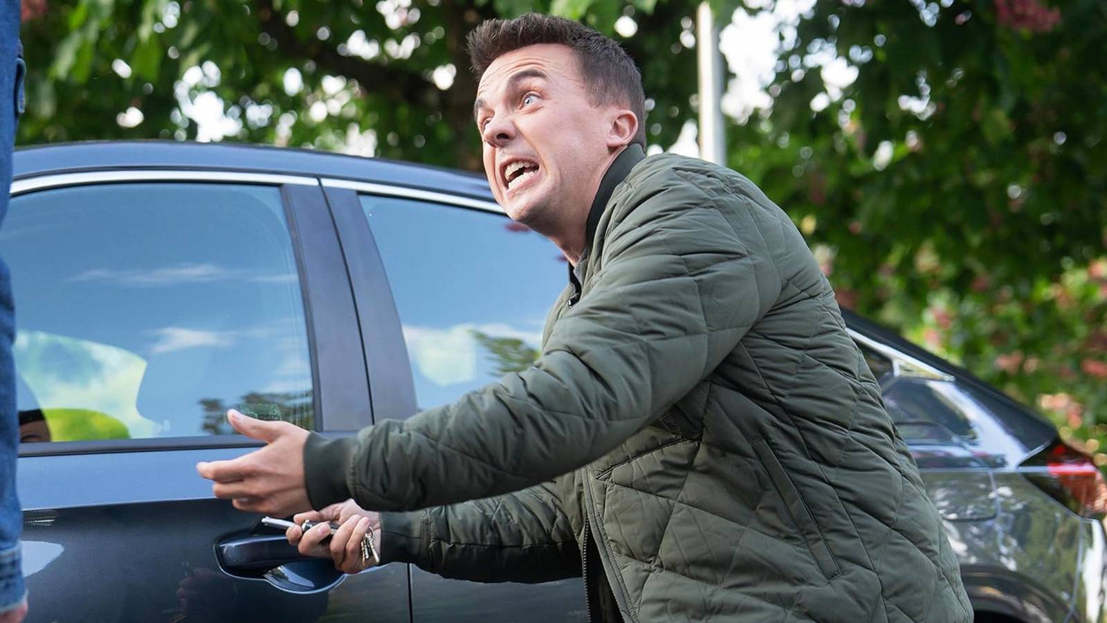 Frankie Muniz Reveals Secret Behind Malcolm's Daughter & How a Tweet Revived the Show
