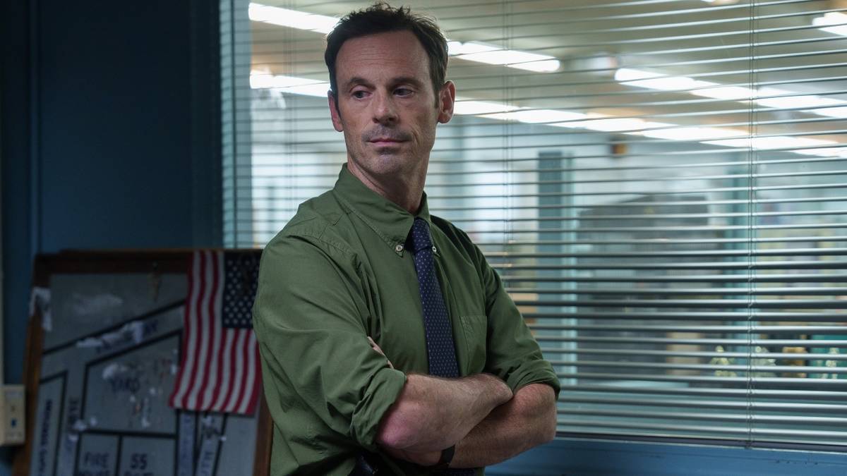 Furious Star Scoot McNairy on the Finale's Shocking Alice-Danny Twist