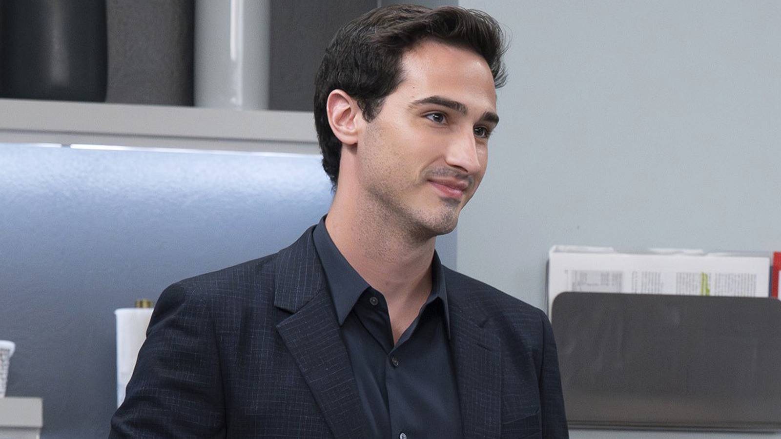 Grey's Anatomy Proves It's Still the Medical Drama King as The Pitt Rises