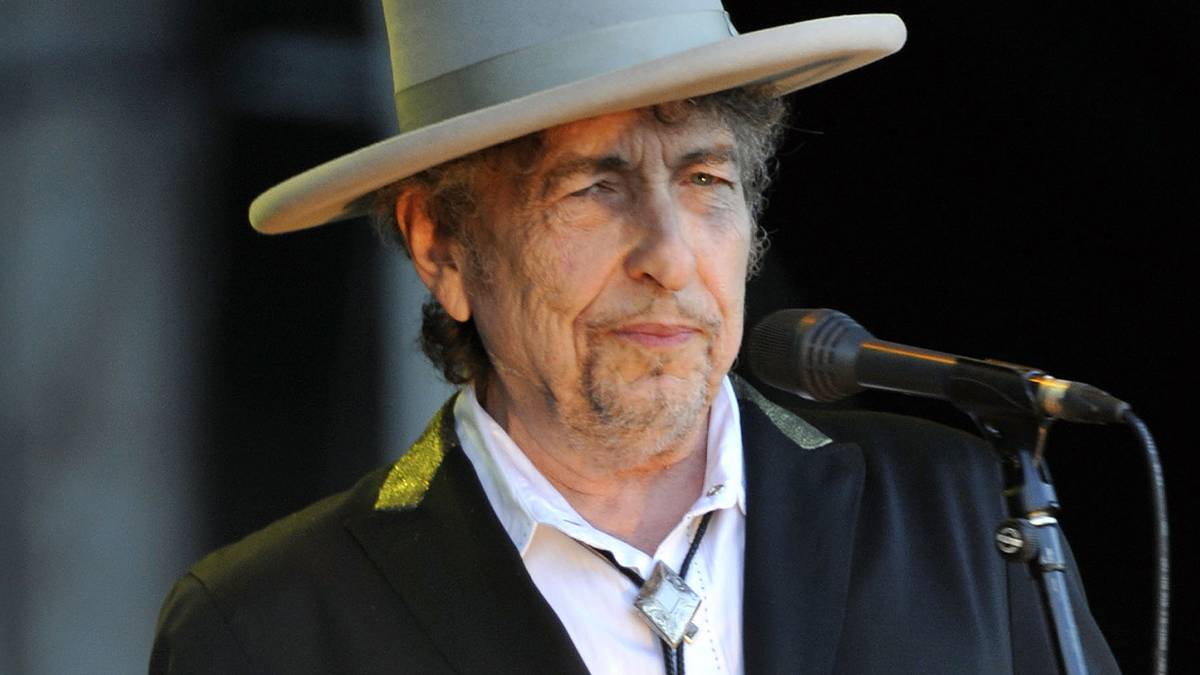 How Bob Dylan's 'Hattie Carroll' Song Sparked Fury With Its Fact-Bending Protest