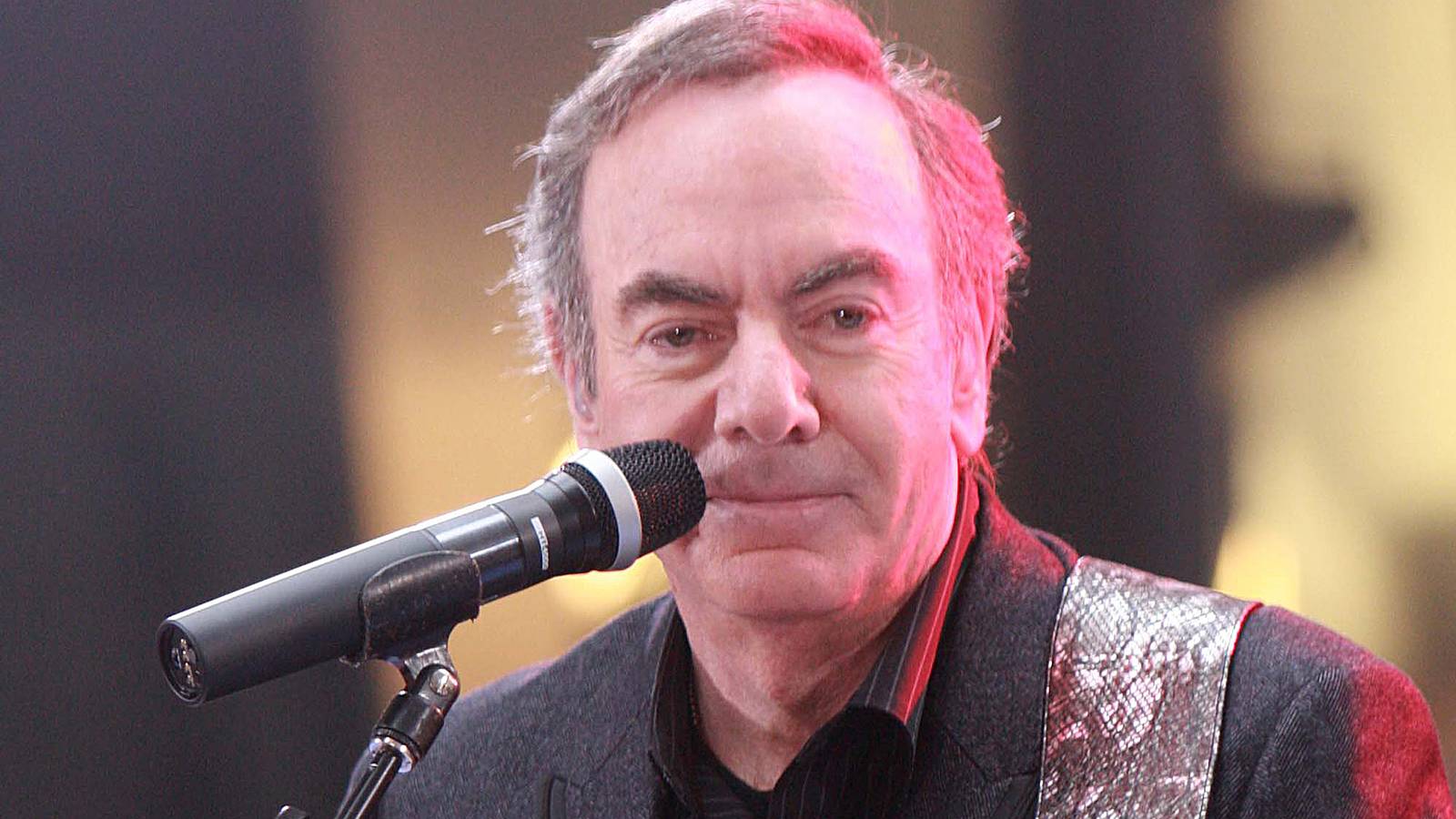 How Neil Diamond's 'Sweet Caroline' Became a Timeless Anthem in 30 Minutes