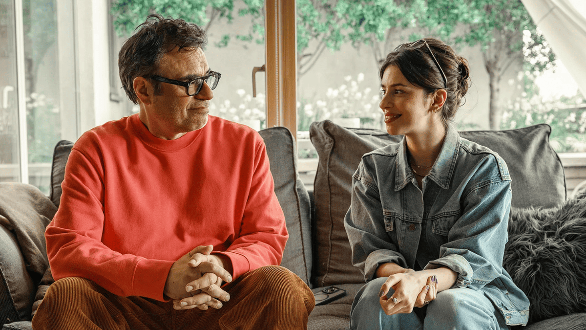 Hulu's 'Alice and Steve' Review: A Revenge Comedy That Can't Decide What It Wants to Be