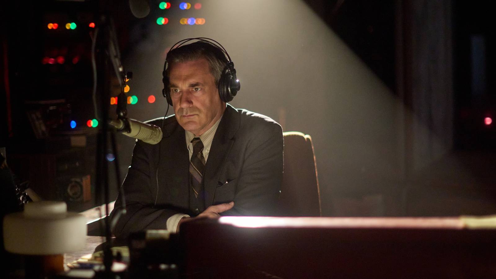 Jon Hamm Stars in MGM+ Crime Thriller 'American Hostage' — First Look Revealed