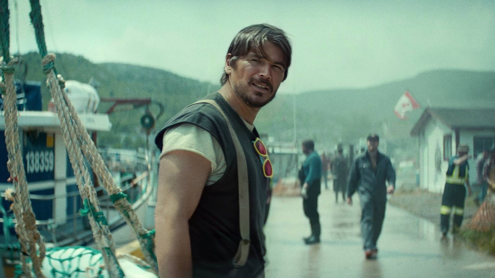 Josh Hartnett & Charlie Heaton Unpack Netflix's Below: 'Unlike Anything Else on TV'