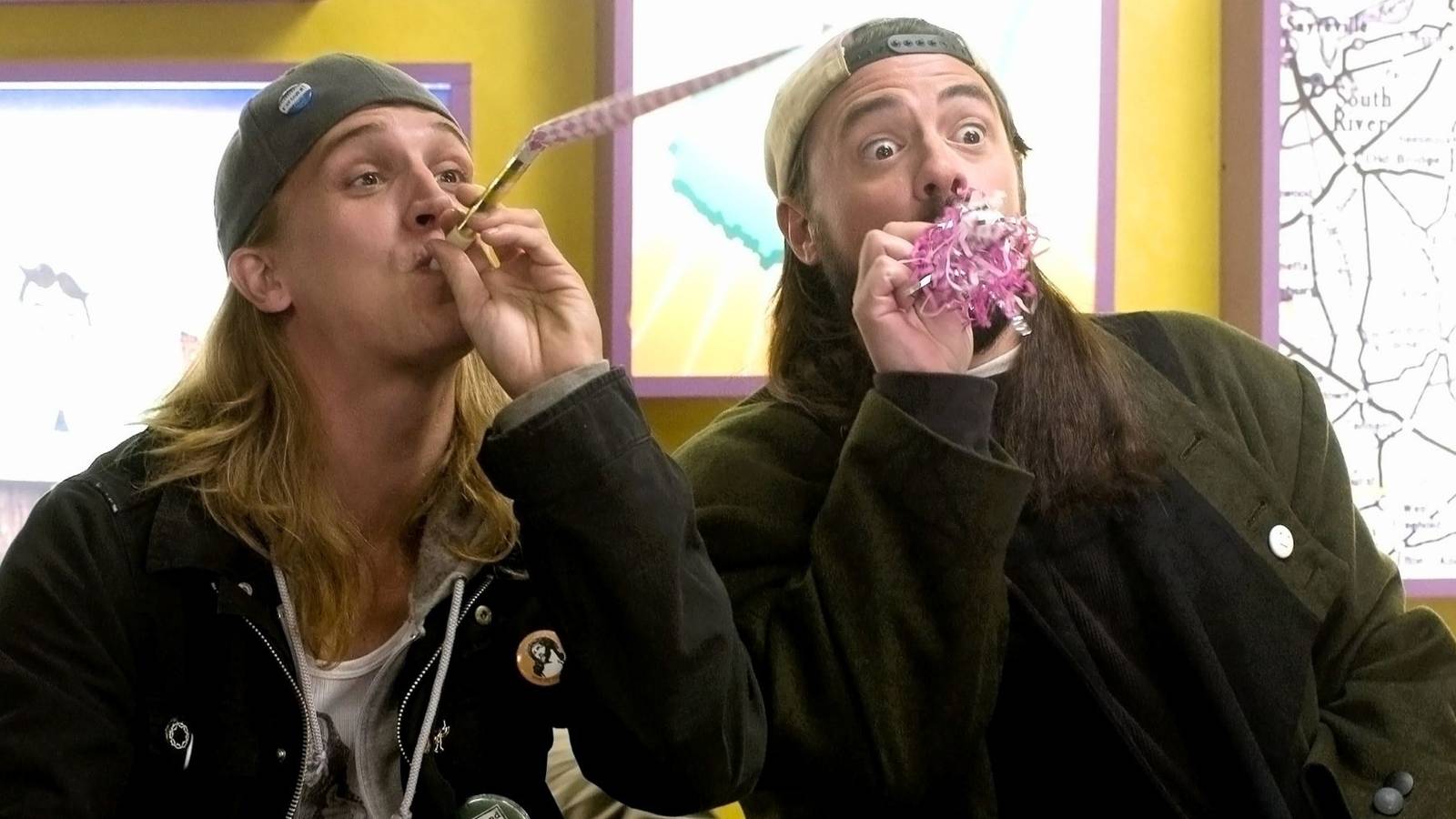 Kevin Smith Pitches 'Clerks 4' to Shelter Dogs in Hilarious National Pet Day Video