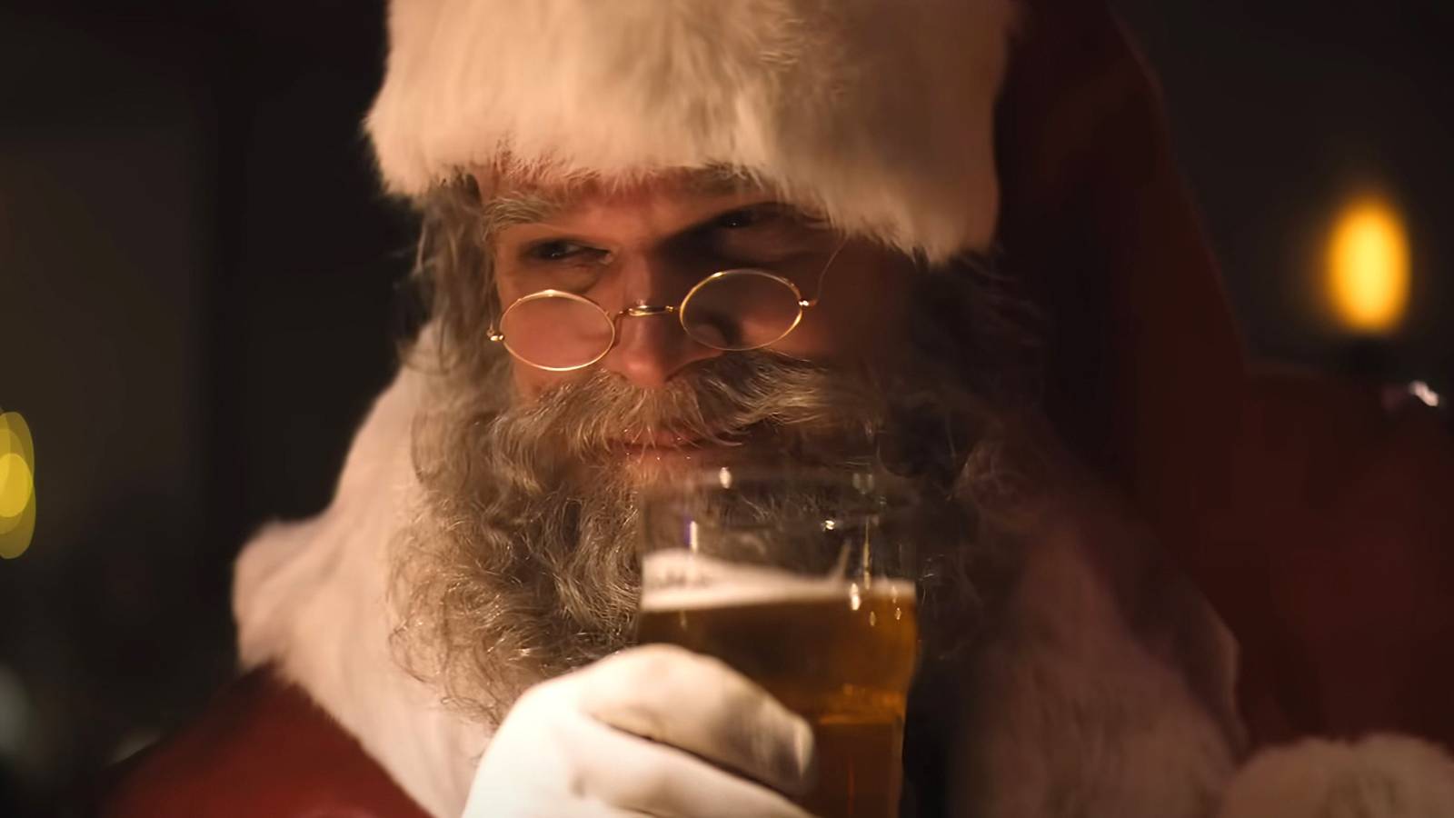 Kristen Bell Joins David Harbour as Mrs. Claus in First 'Violent Night 2' Footage