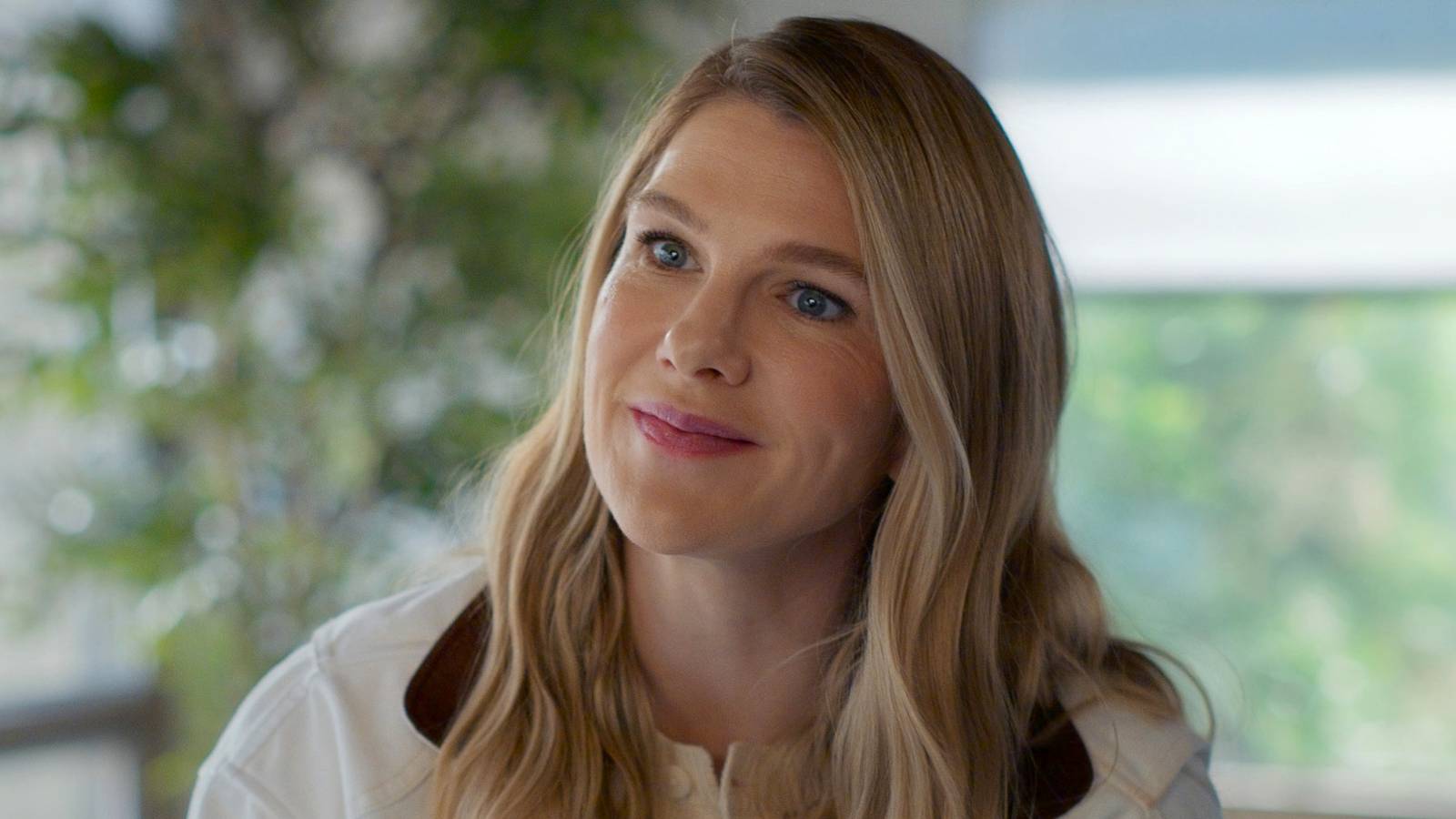 Lily Rabe on Meg's 'Shrinking' Finale Evolution & Her 'Special Gift' of Harrison Ford as Dad
