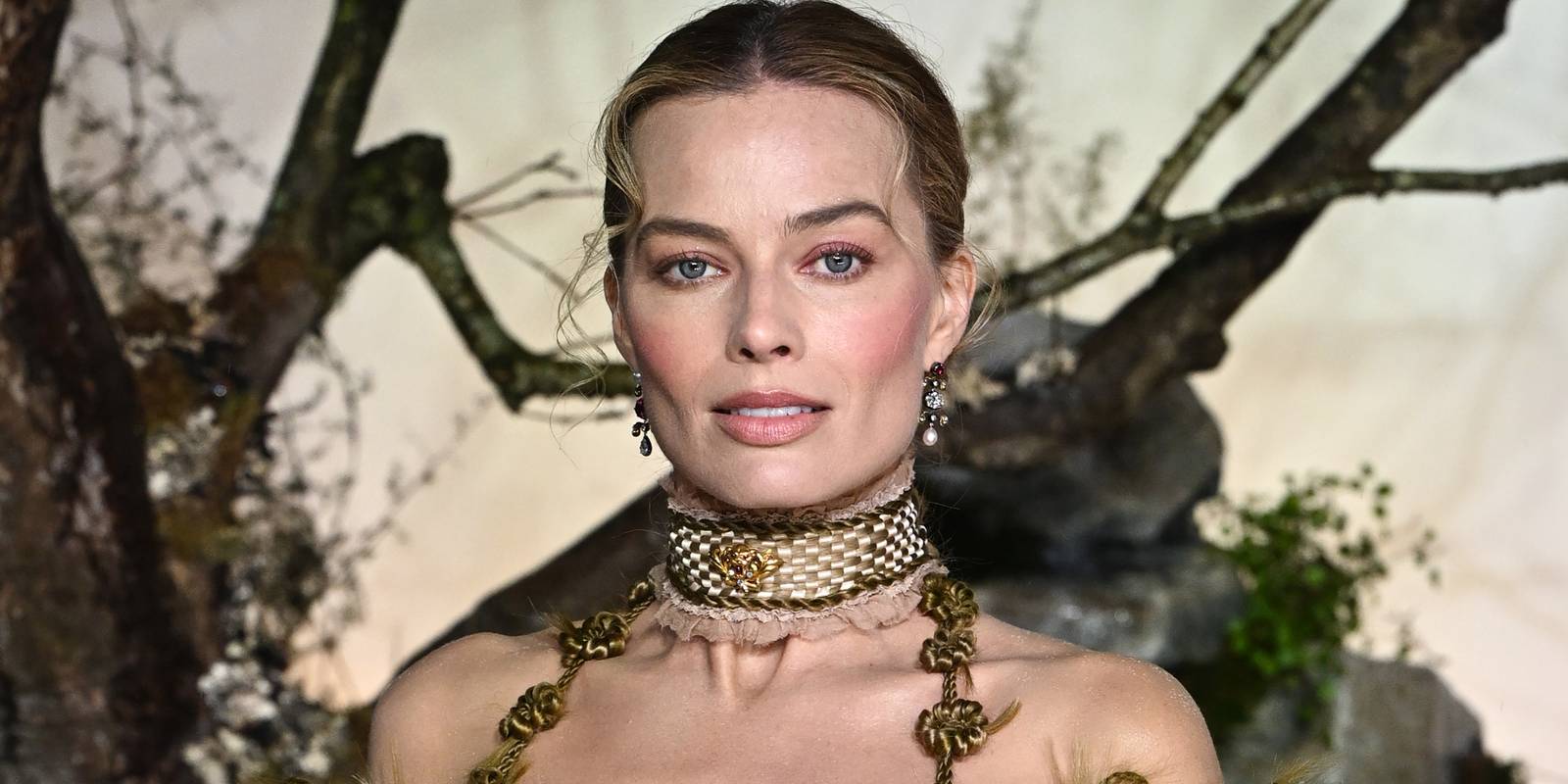 Margot Robbie's Sci-Fi Thriller 'Z for Zachariah' Exits Prime Video May 31