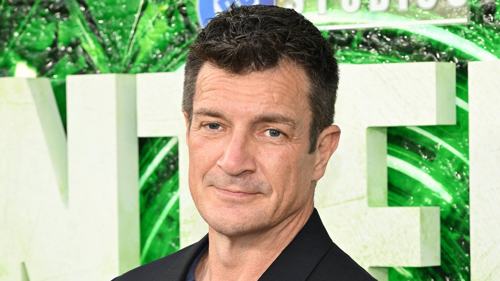 Nathan Fillion Takes the Captain's Chair as Kirk in Star Trek Reading