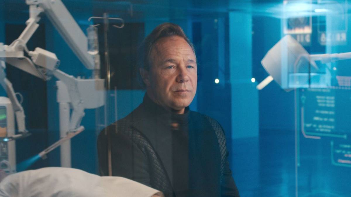 Netflix's 'Bodies' Is the Sci-Fi Thriller That Perfectly Blends Time and Genre
