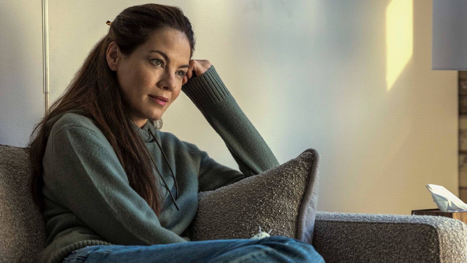 Netflix's 'Echoes' Is the Psychological Thriller You Need for a Weekend Binge