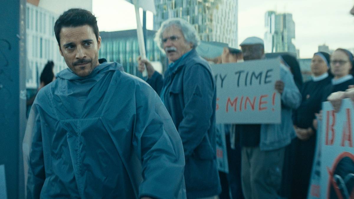 Netflix's 'Paradise': A Dystopian Sci-Fi Masterpiece That Still Haunts 3 Years Later