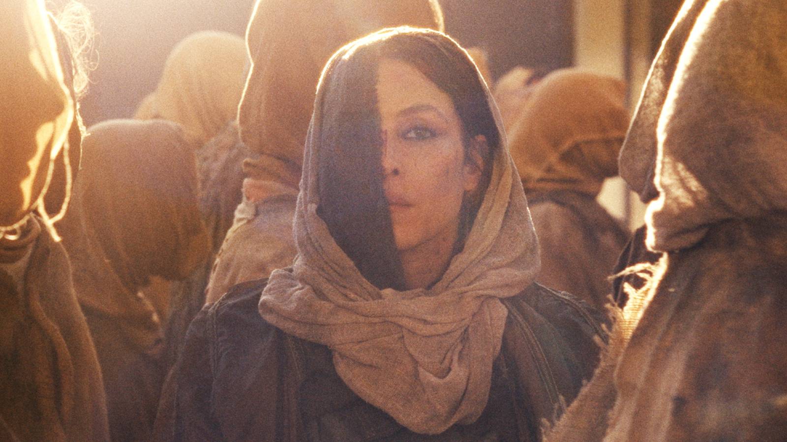 Noomi Rapace Stars in Agnieszka Smoczyńska's Dystopian Thriller 'Hot Spot' — NYC Screening