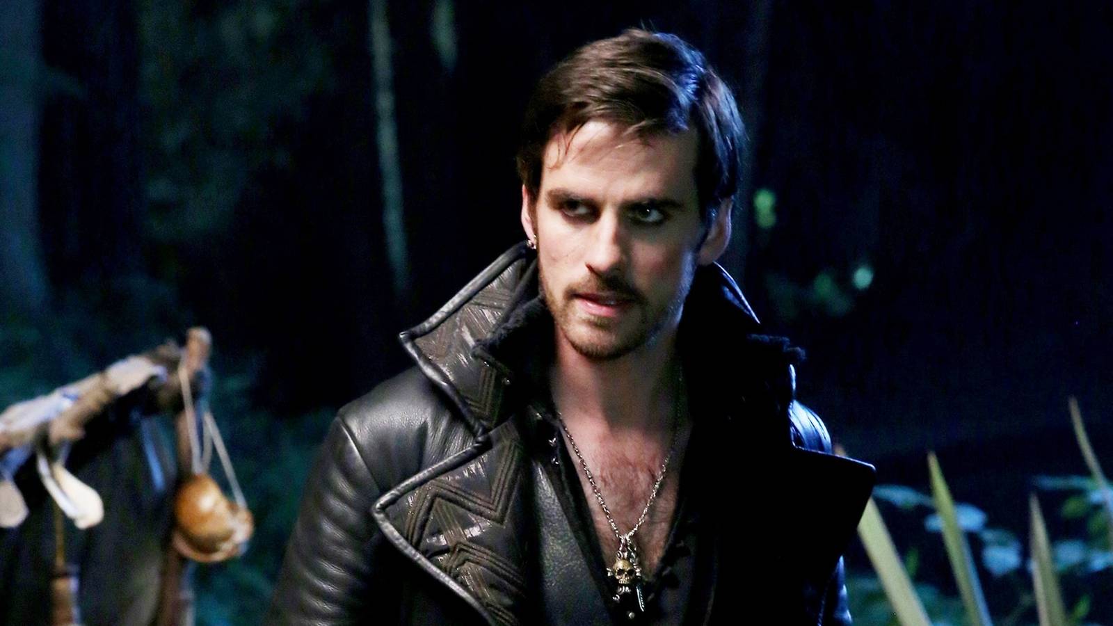 Once Upon a Time's Hook Joins Robin Hood Season 2 as a Royal