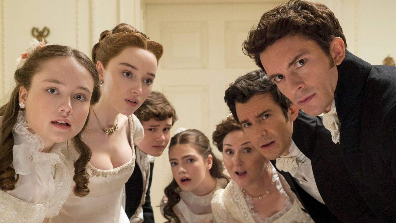 Phoebe Dynevor Dives Into New Rom-Com Era, Teases Emily Henry's 'Beach Read' Adaptation