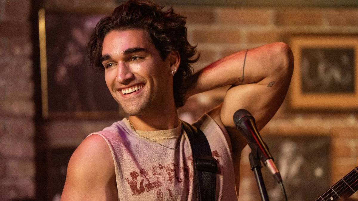 Prime Video's 'Off Campus' Is a Steamy Young Romance Masterpiece