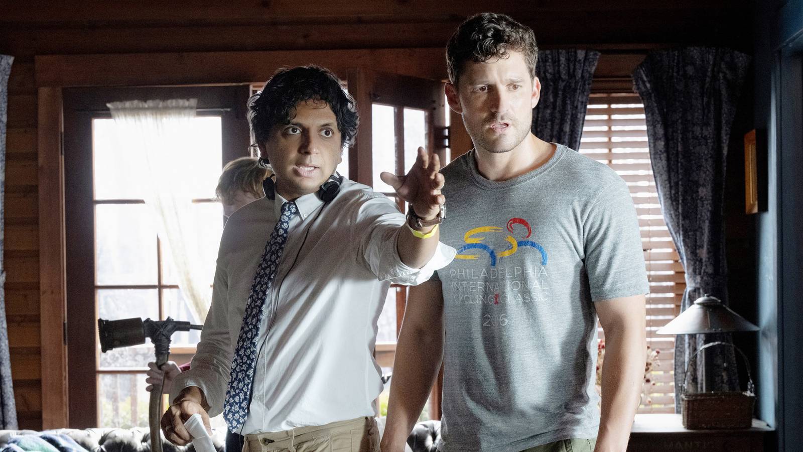 Project Hail Mary Becomes M. Night Shyamalan's Biggest Sci-Fi Rival, Surpassing Signs