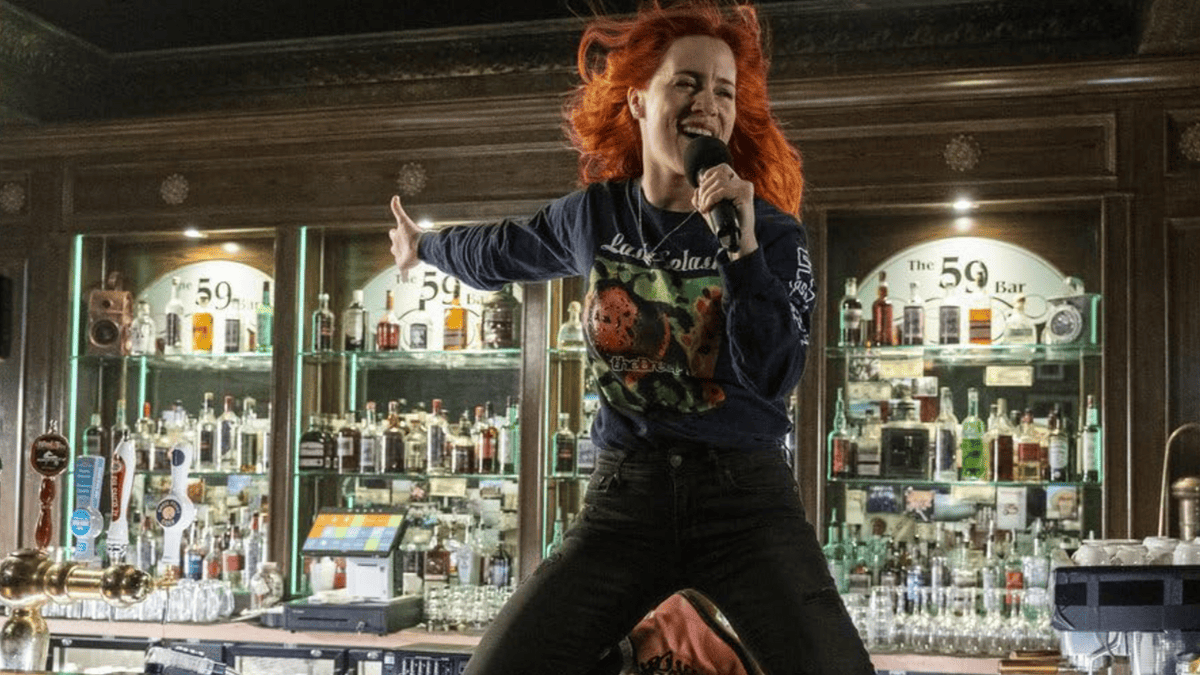 Resident Alien's 208M-Hour Netflix Surge Makes Uncancel Case