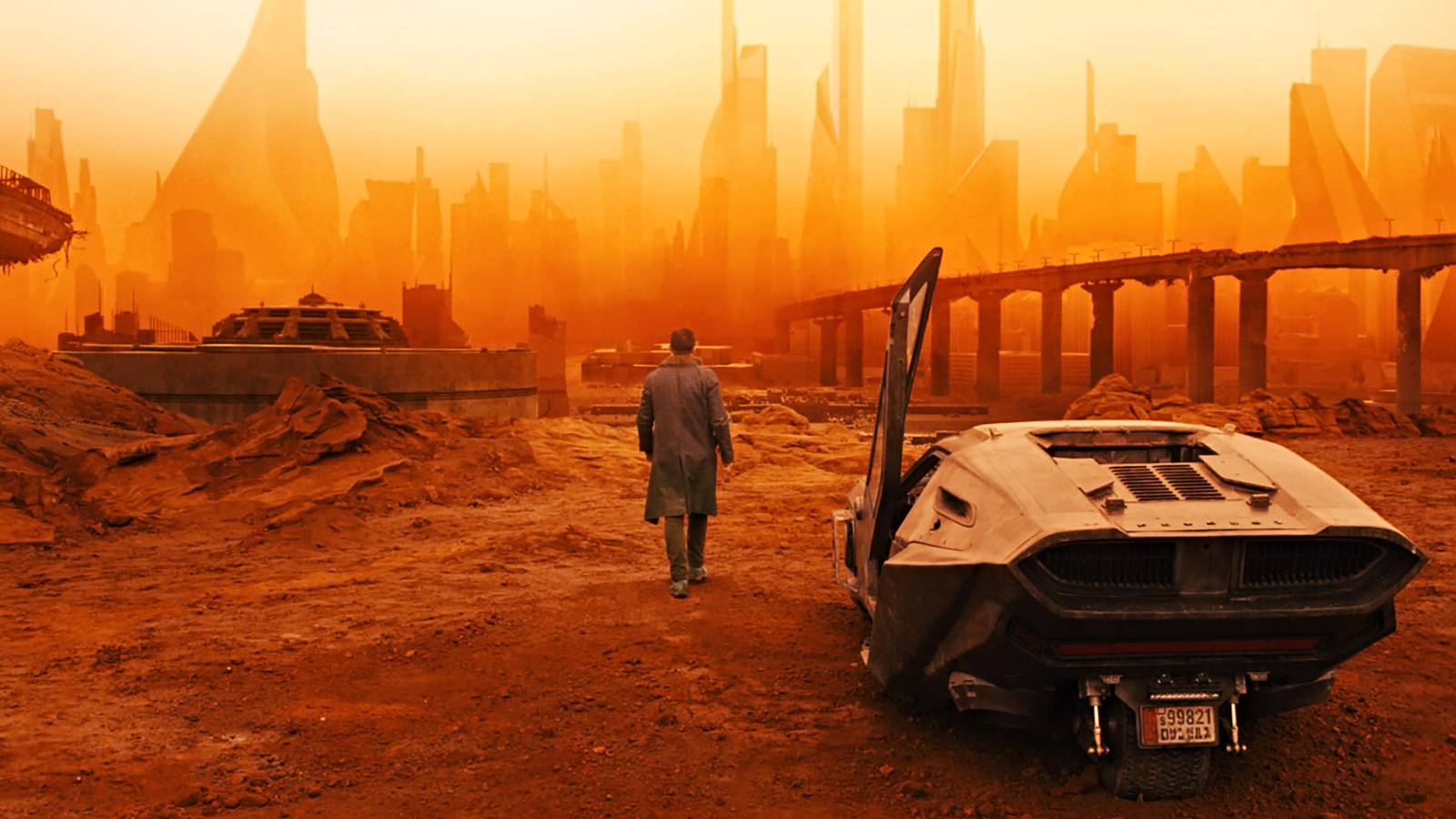 Ridley Scott's 'Blade Runner 2049' Climbs Paramount+ Charts Ahead of '2099'