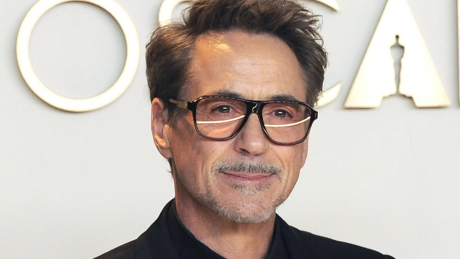 Robert Downey Jr.'s 'Tropic Thunder' Roars Back on Paramount+ Ahead of 'Avengers: Doomsday'