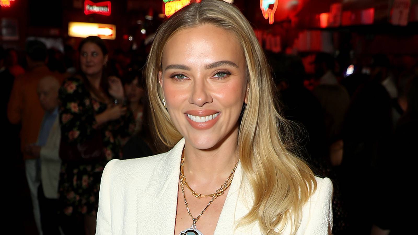 Scarlett Johansson Enters Gotham: First Look at Robert Pattinson's 'The Batman Part II'