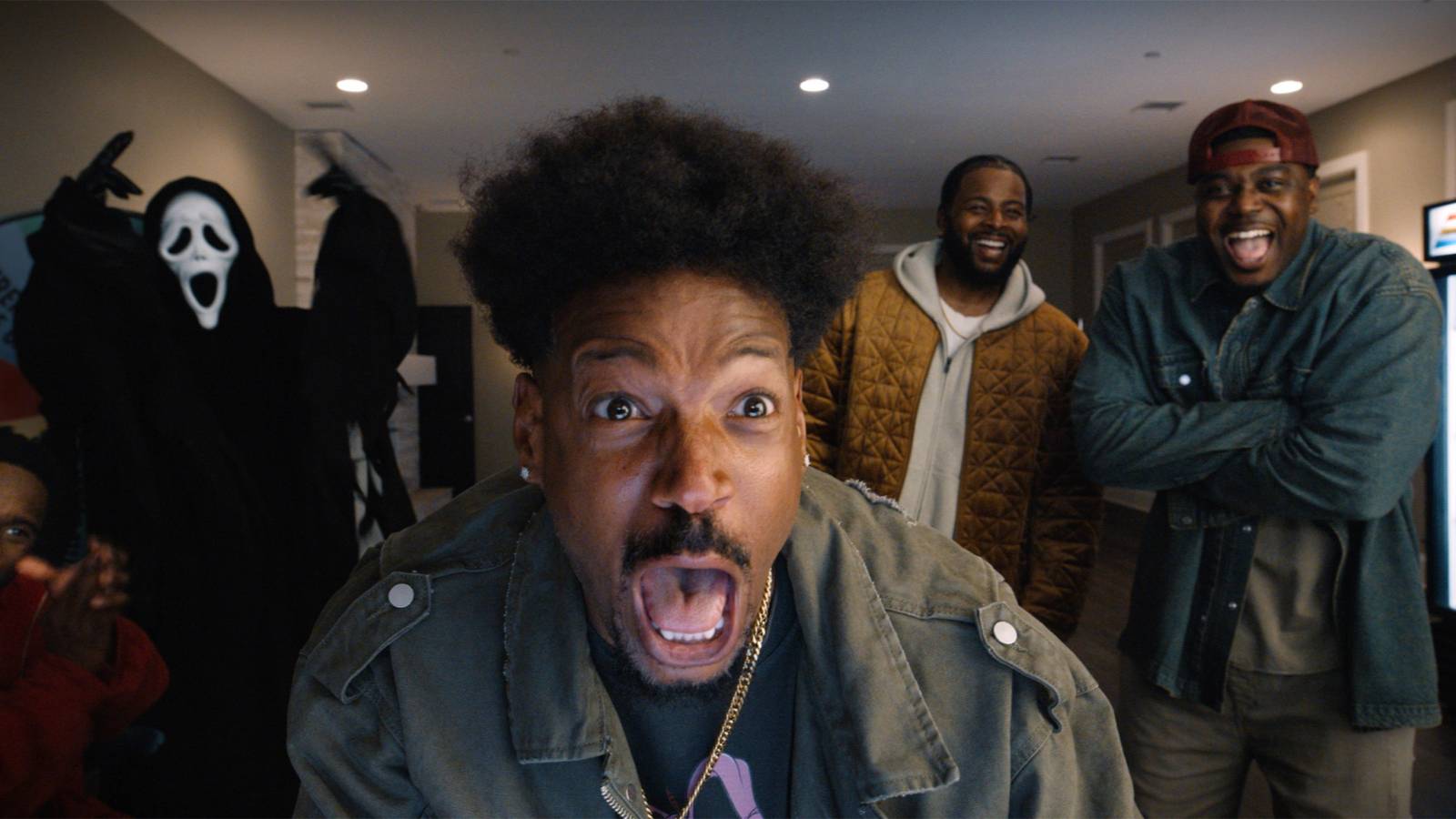 Scary Movie 6 Review: Anna Faris and Regina Hall Shine in a Nostalgic but Safe Return