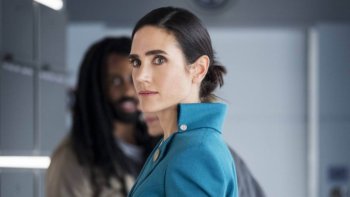Snowpiercer's 2025 Viewing Hours Prove the Train Still Has Steam