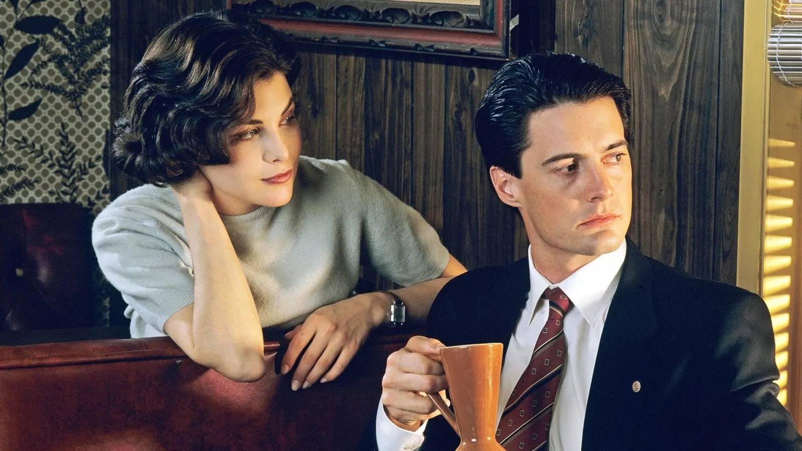 The Best 90s Thriller Shows: One Unforgettable Series for Every Year