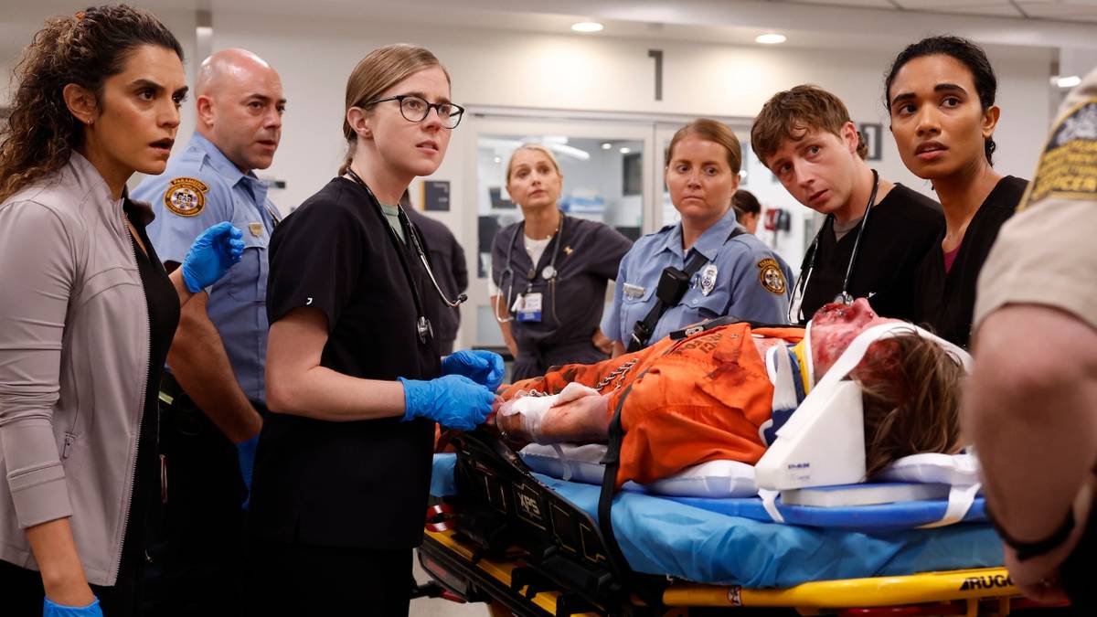 The Pitt Season 3 Cast Shakeup: Supriya Ganesh Exits as Ayesha Harris Promoted to Series Regular