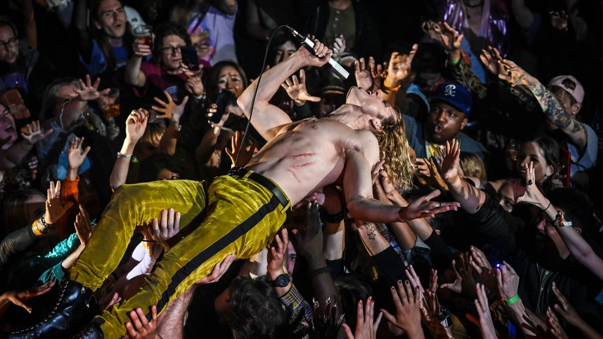 The Vampire Lestat Season 3 Review: AMC's Rock 'n' Roll Bloodbath Is Pure Chaos