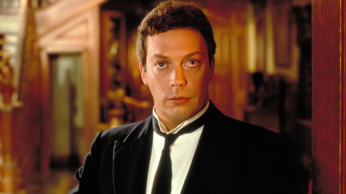 Tim Curry's Best Movie Role Is Free to Watch on YouTube This August