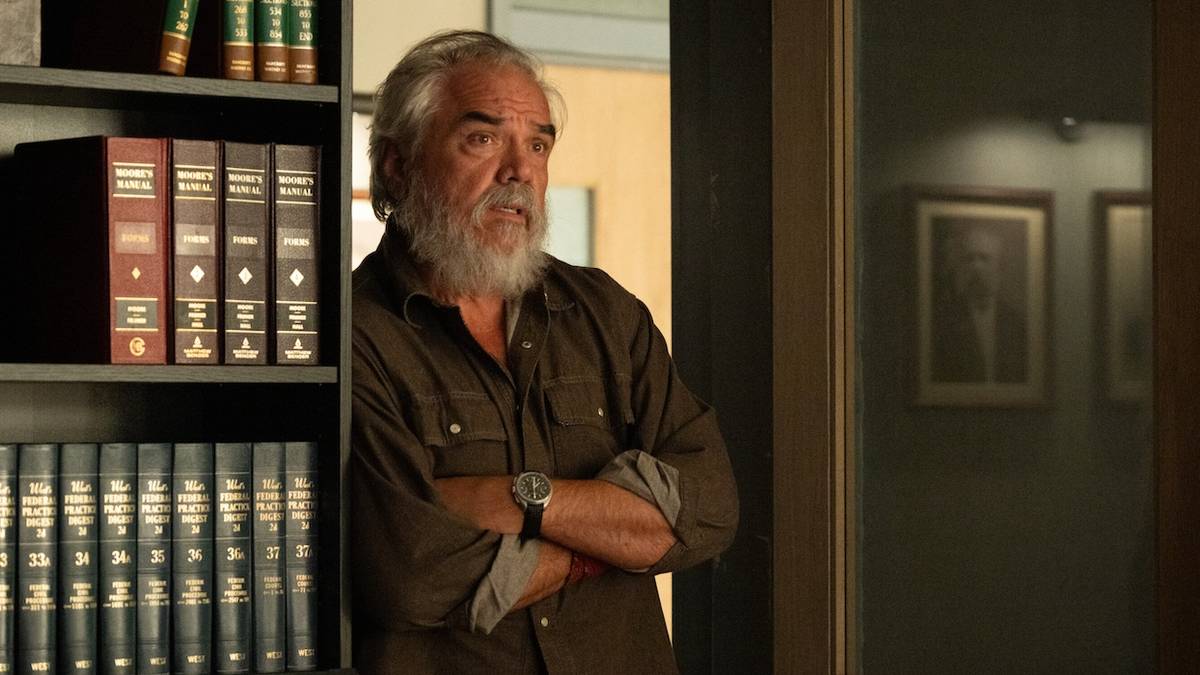 Wes Fox Becomes Sheriff Country's Ultimate Villain After Betraying His Family