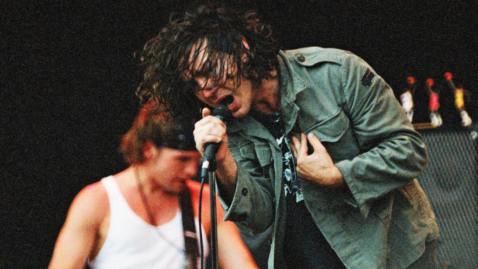 Why Pearl Jam's 'Riot Act' Is the Underrated Gem of Alternative Rock
