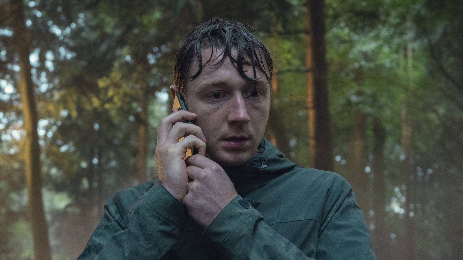 Your April 27 Binge Plan: 3 Netflix Shows You Can't Miss This Weekend